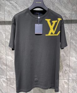 Louis Vuitton T-shirt - LT081