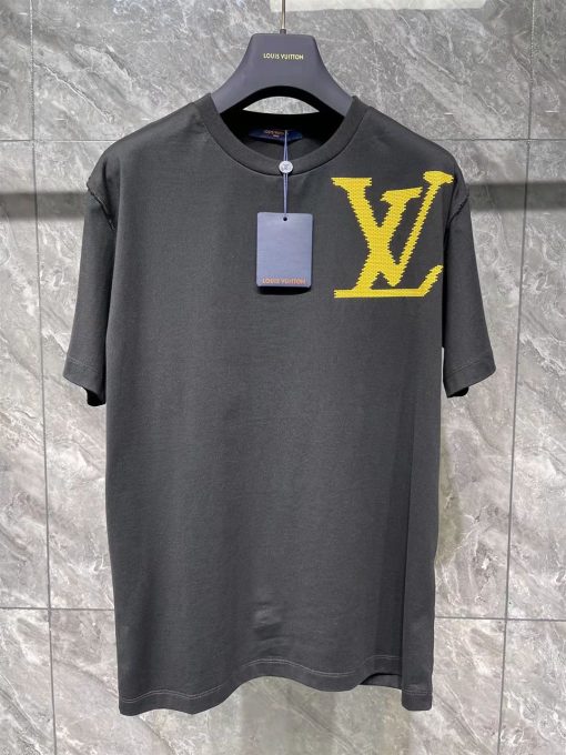 Louis Vuitton T-shirt - LT081