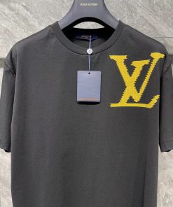 Louis Vuitton T-shirt - LT081