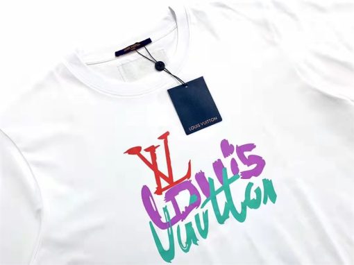 Louis Vuitton T-shirt - LT086