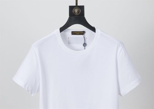 Louis Vuitton T-shirt - LT096