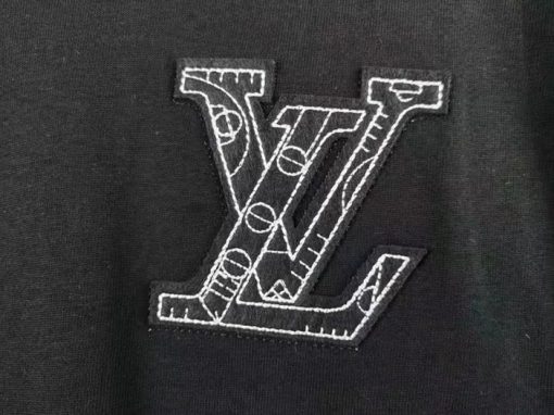 Louis Vuitton T-shirt - LT110