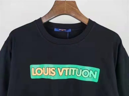 Louis Vuitton T-shirt - LT115