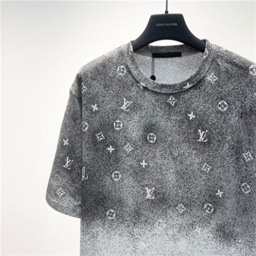 Louis Vuitton T-shirt - LT120