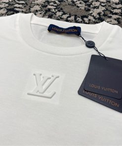 Louis Vuitton T-shirt - LT123