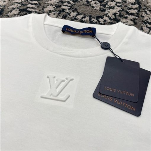 Louis Vuitton T-shirt - LT123