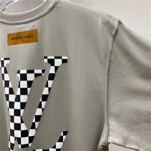 Louis Vuitton T-shirt - LT129