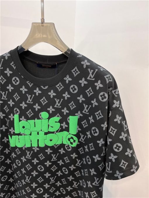 Louis Vuitton T-shirt - LT182