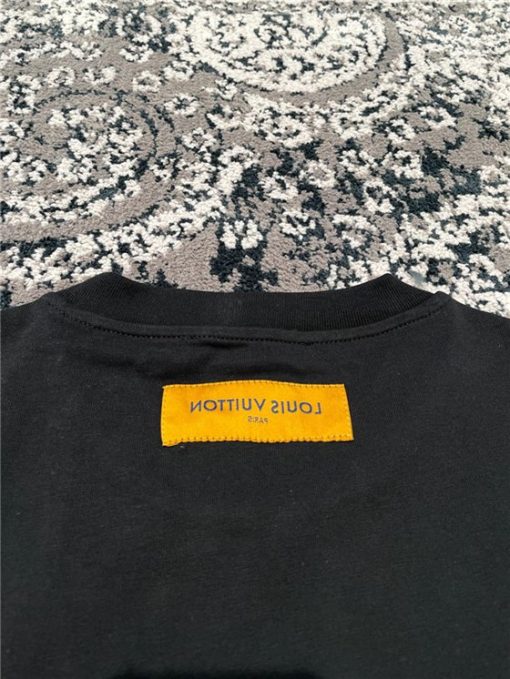 Louis Vuitton T-shirt - LT195