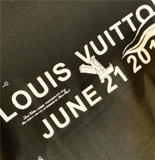 Louis Vuitton T-shirt - LT203