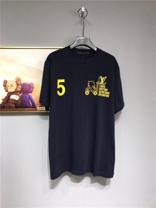 Louis Vuitton T-shirt - LT207