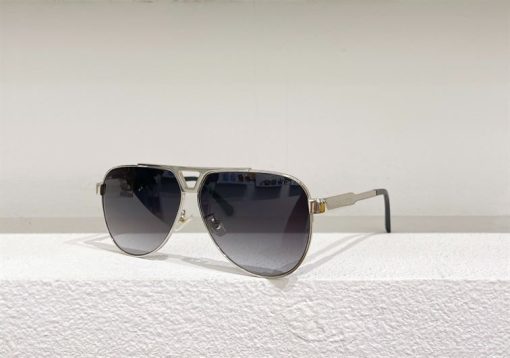 Louis Vuitton Sunglasses - LGV054