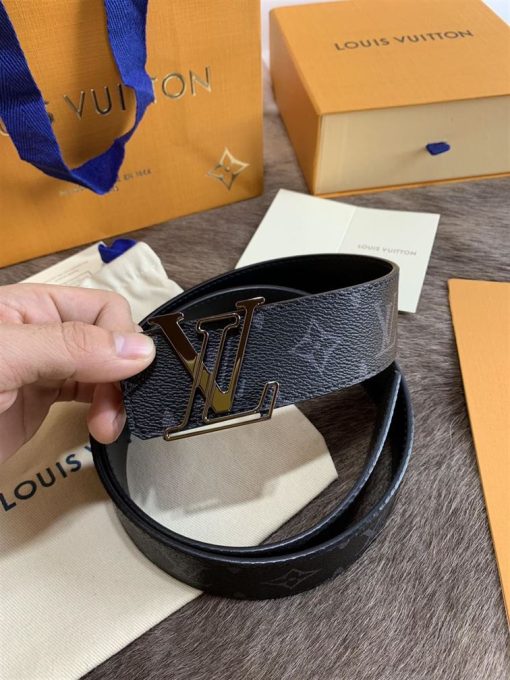 Louis Vuitton Belt - LBT108