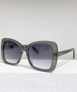 Gucci Sunglasses - GGS056