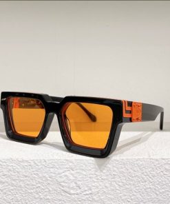 Louis Vuitton Sunglasses - LGV031