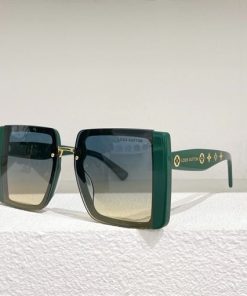 Louis Vuitton Sunglasses - LGV020