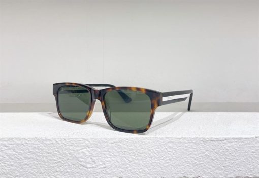 Gucci Sunglasses - GGS024