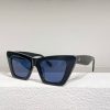 Louis Vuitton Sunglasses - LGV070