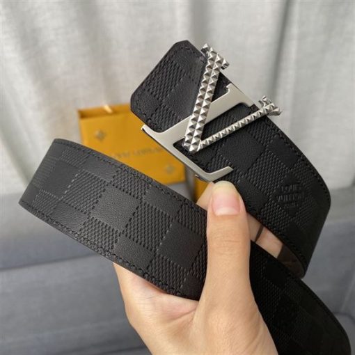 Louis Vuitton Belt - LBT097