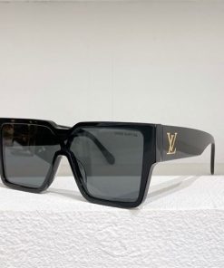 Louis Vuitton Sunglasses - LGV024