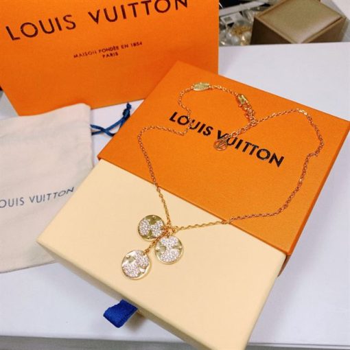 Louis Vuitton Necklace – LCN08