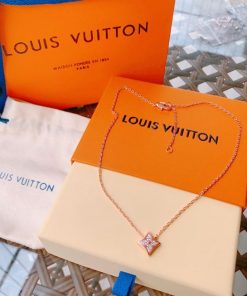 Louis Vuitton Necklace – LCN16