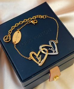 Louis Vuitton Necklace – LCN17