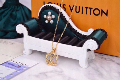 Louis Vuitton Necklace – LCN28