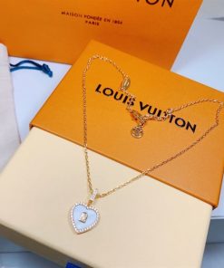 Louis Vuitton Necklace – LCN30