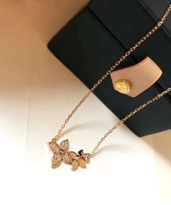 Louis Vuitton Necklace – LCN32