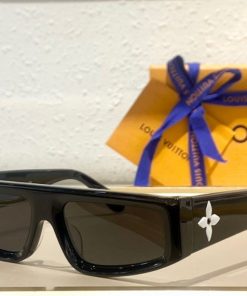 Louis Vuitton Sunglasses - LGV001