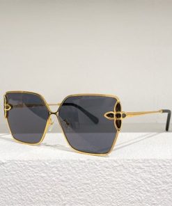 Louis Vuitton Sunglasses - LGV043