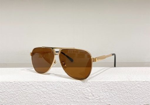 Louis Vuitton Sunglasses - LGV056