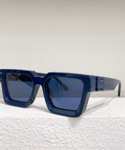 Louis Vuitton Sunglasses - LGV033