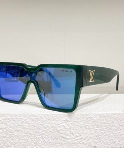 Louis Vuitton Sunglasses - LGV027