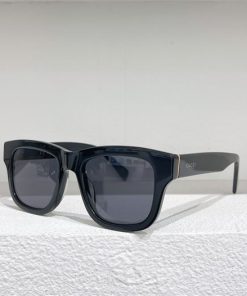 Gucci Sunglasses - GGS021