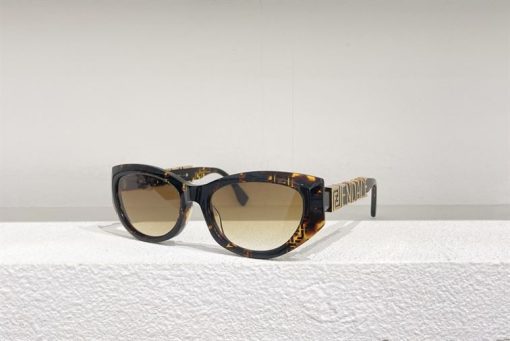 Fendi Sunglasses - FDS008