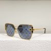 Louis Vuitton Sunglasses - LGV045