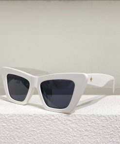 Louis Vuitton Sunglasses - LGV072