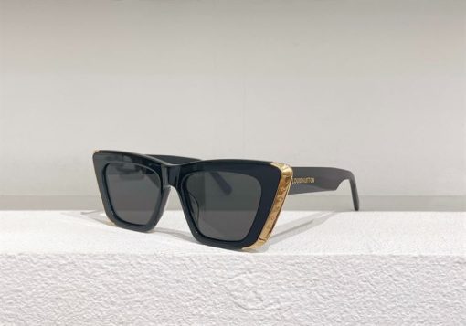 Louis Vuitton Sunglasses - LGV077