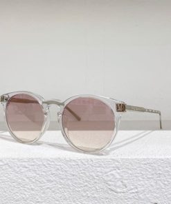 Louis Vuitton Sunglasses - LGV052