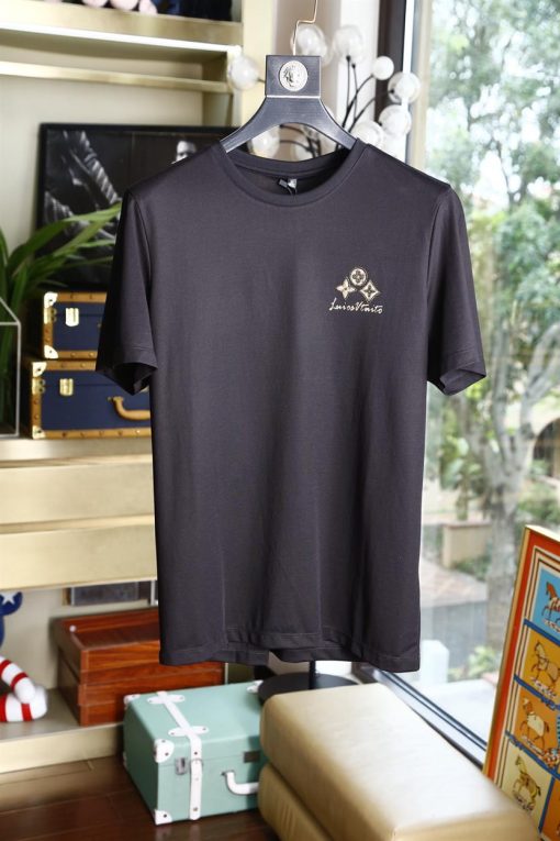 Louis Vuitton T-shirt - LT219