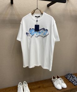 Louis Vuitton T-shirt - LT221