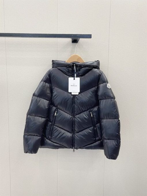 Moncler Short Down Jacket - MSJ005