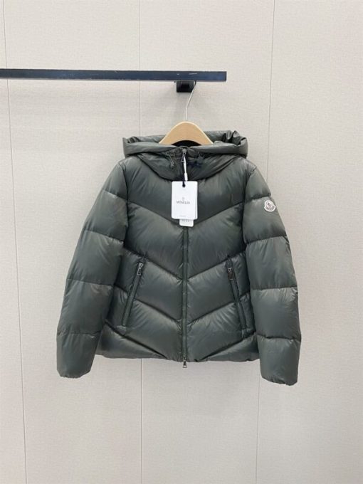 Moncler Short Down Jacket - MSJ006