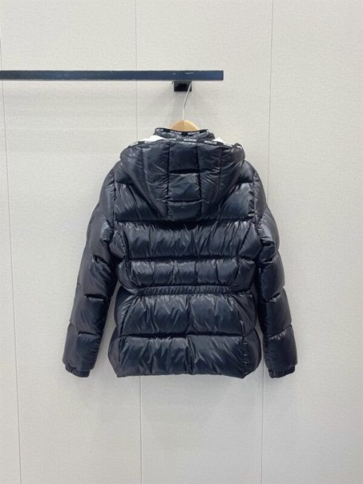 Moncler Short Down Jacket - MSJ016